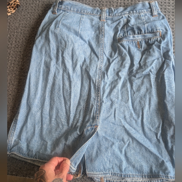 Faded Glory Light Blue Denim Jeans with Gold Stitching Patch - Picture 5 of 8